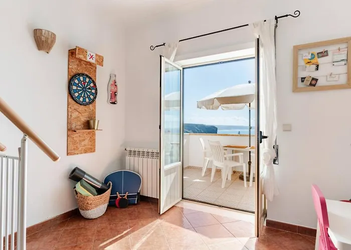 Arrifana With Balcony And Sea View *