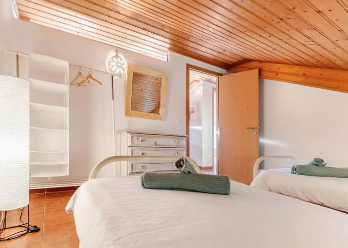 Arrifana With Balcony And Sea View *